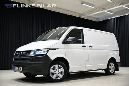Volkswagen Transporter DSG 150HK V-Inredd|Dubbeldörr|LED|Uppvärmt-skåp|Leasbar