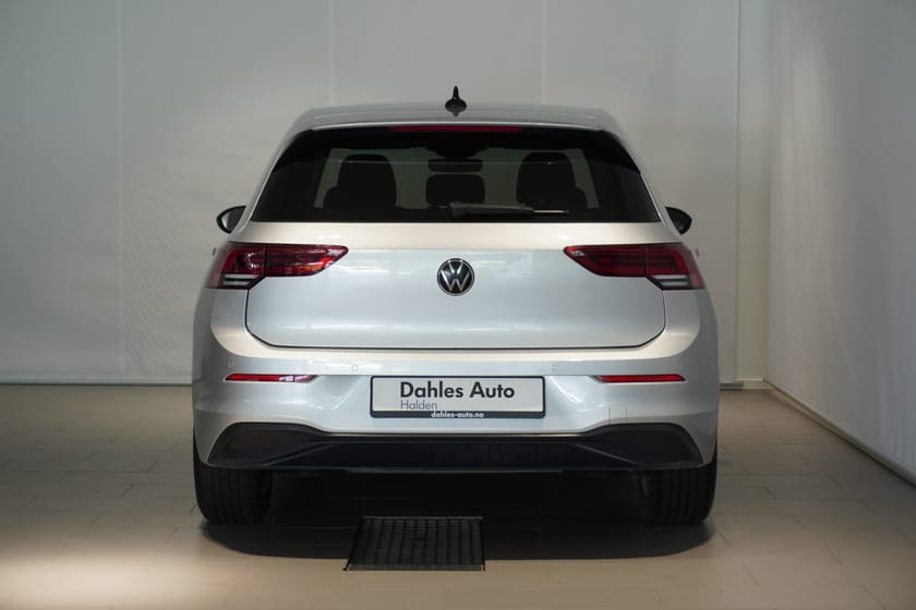 Bilde 5 av Volkswagen Golf 8 life   110etsi     dsg