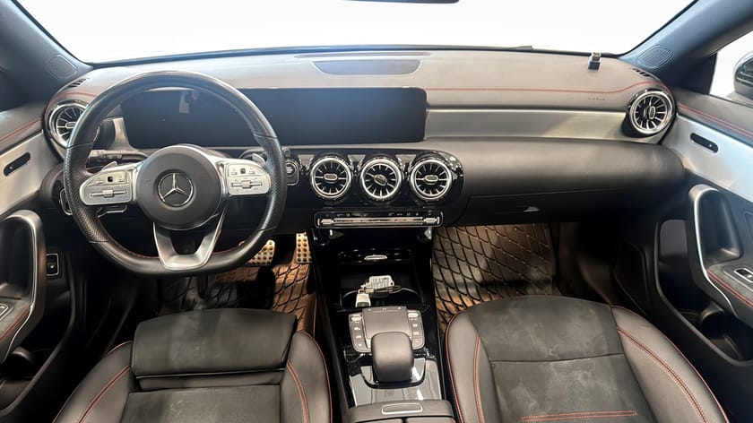 Bild 4 av Mercedes-Benz CLA 250 e Shooting Brake 250e (218hk) AMG / PANORAMA / PREMIUM / DRAG