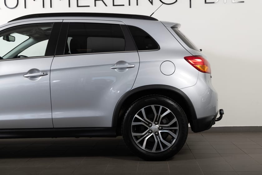 Bild 5 av Mitsubishi ASX 2.2 Di-D 4WD Automatisk 150hk Business Nav Drag/Pano/Läder