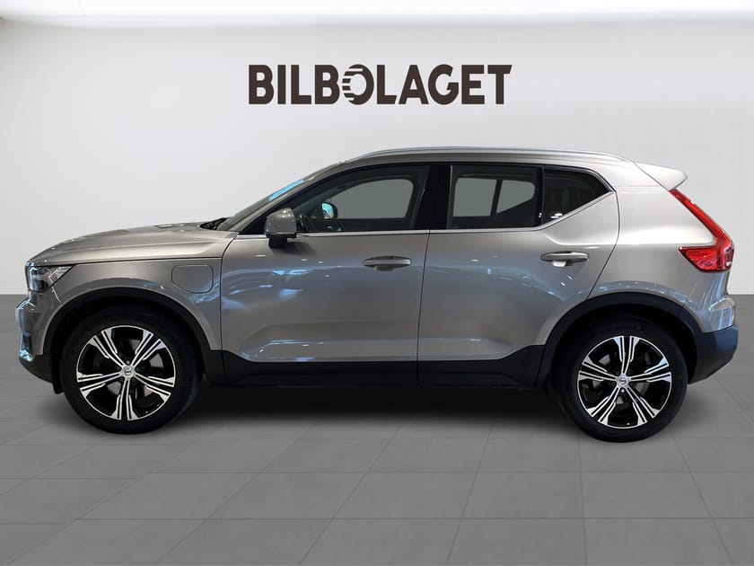 Bild 2 av Volvo XC40 Recharge T4 Inscription(DRAG/PANO/H&K)