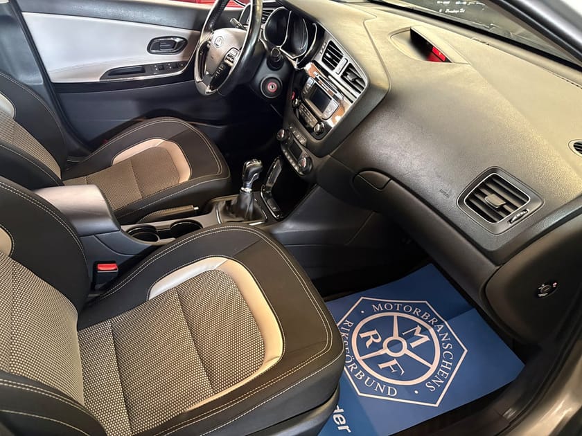 Bild 5 av Kia cee'd 1.6 CRDi EX Comfort Euro 5