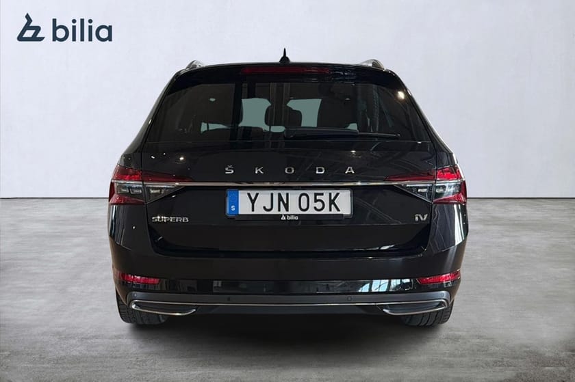 Bild 4 av Škoda Superb iV Kombi L&K 1,4 TSI 218 HK /PANO/DRAG/VÄRMARE