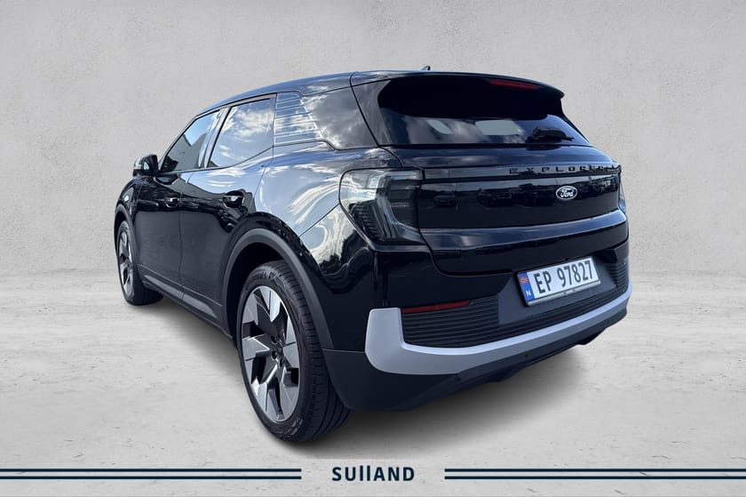 Bilde 3 av Ford Explorer EV Extended Range RWD Premium/360/Krok/Matrix Lys