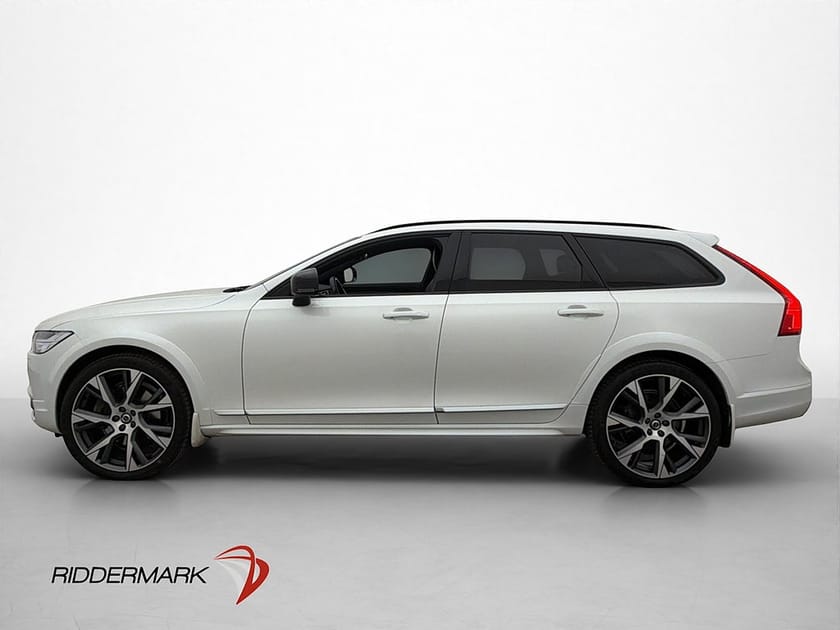 Bild 5 av Volvo V90 Cross Country D4 AWD Polestar Advanced B&W HUD