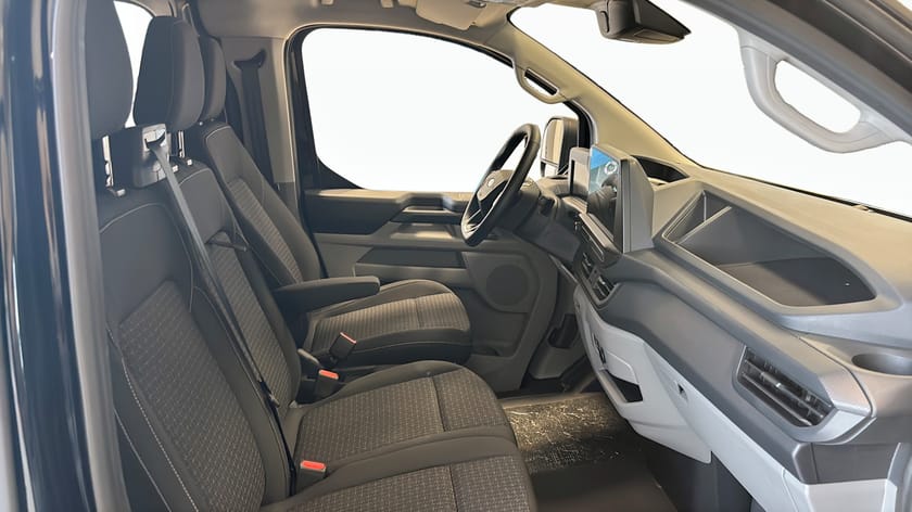 Bild 3 av Ford Transit Custom 320 Plug-in Hybrid PHEV L2 *Ink vinterhjul & serviceavtal*