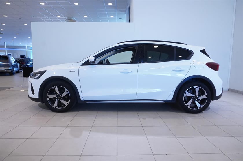 Bild 3 av Ford Focus Active 5d 1.0 EcoBoost E85 Manuell, Backkamera, Navigation
