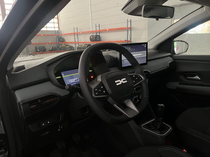 Bild 5 av Dacia Sandero Stepway TCe 110 Extreme *Backkamera/Rattvärme/SE SPEC*