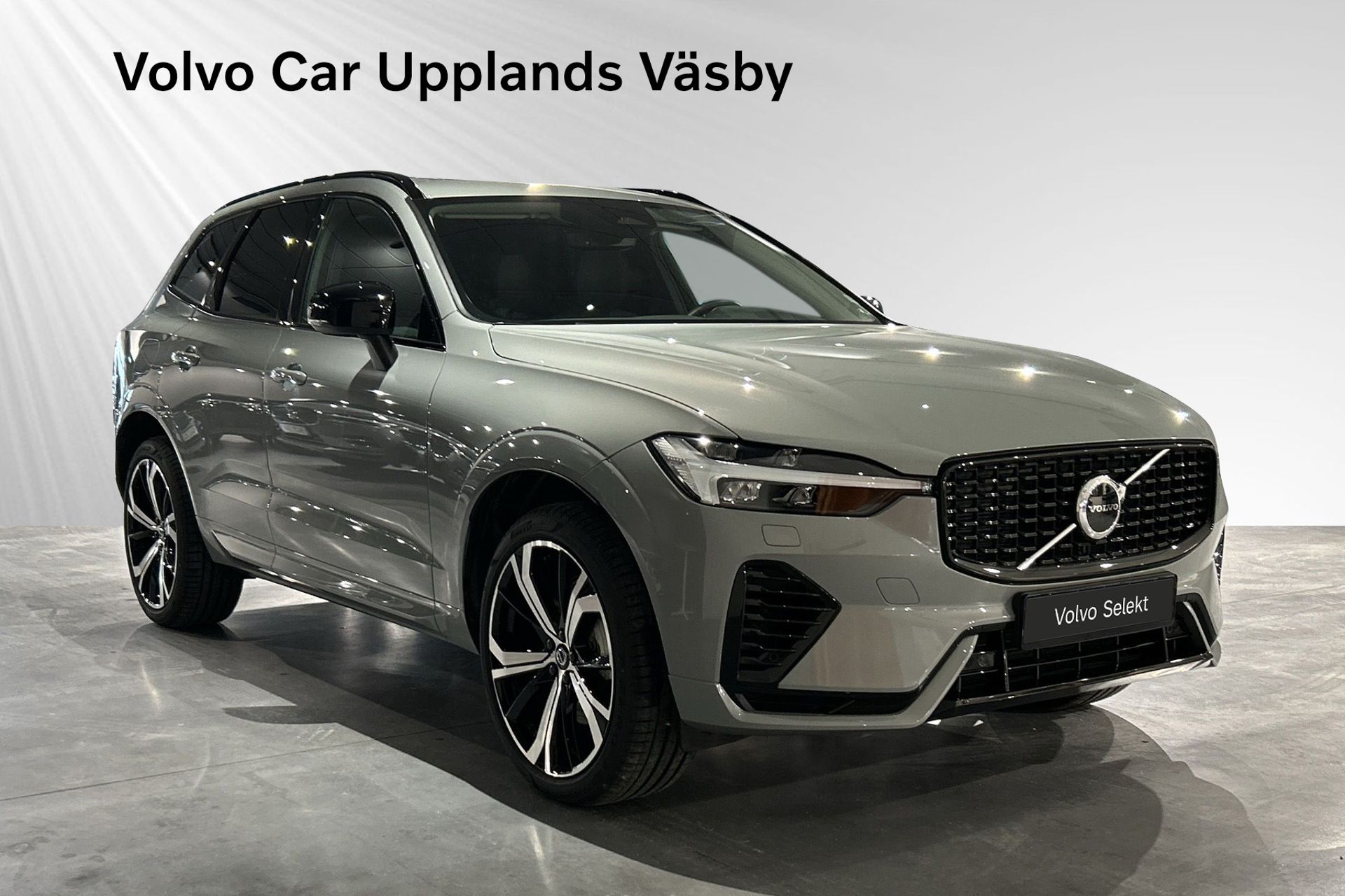 Volvo XC60 T6 Plus Dark Edition 2025, bild 6/17