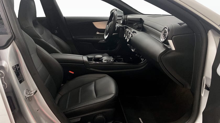 Bild 3 av Mercedes-Benz CLA 250 e Shooting Brake 250e 8G-DCT (218hk) AMG Line - Pano - Drag