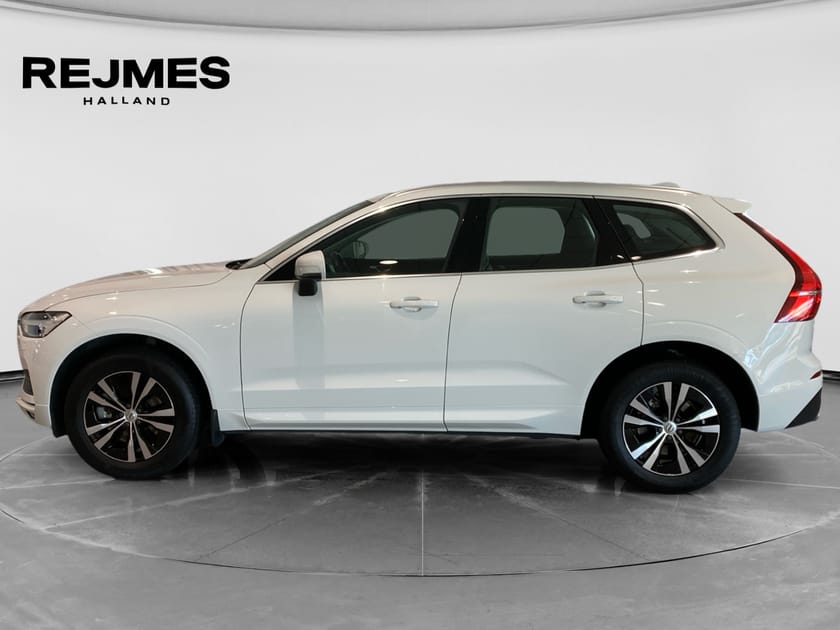 Bild 3 av Volvo XC60 B5 AWD Bensin Momentum Advanced Edt