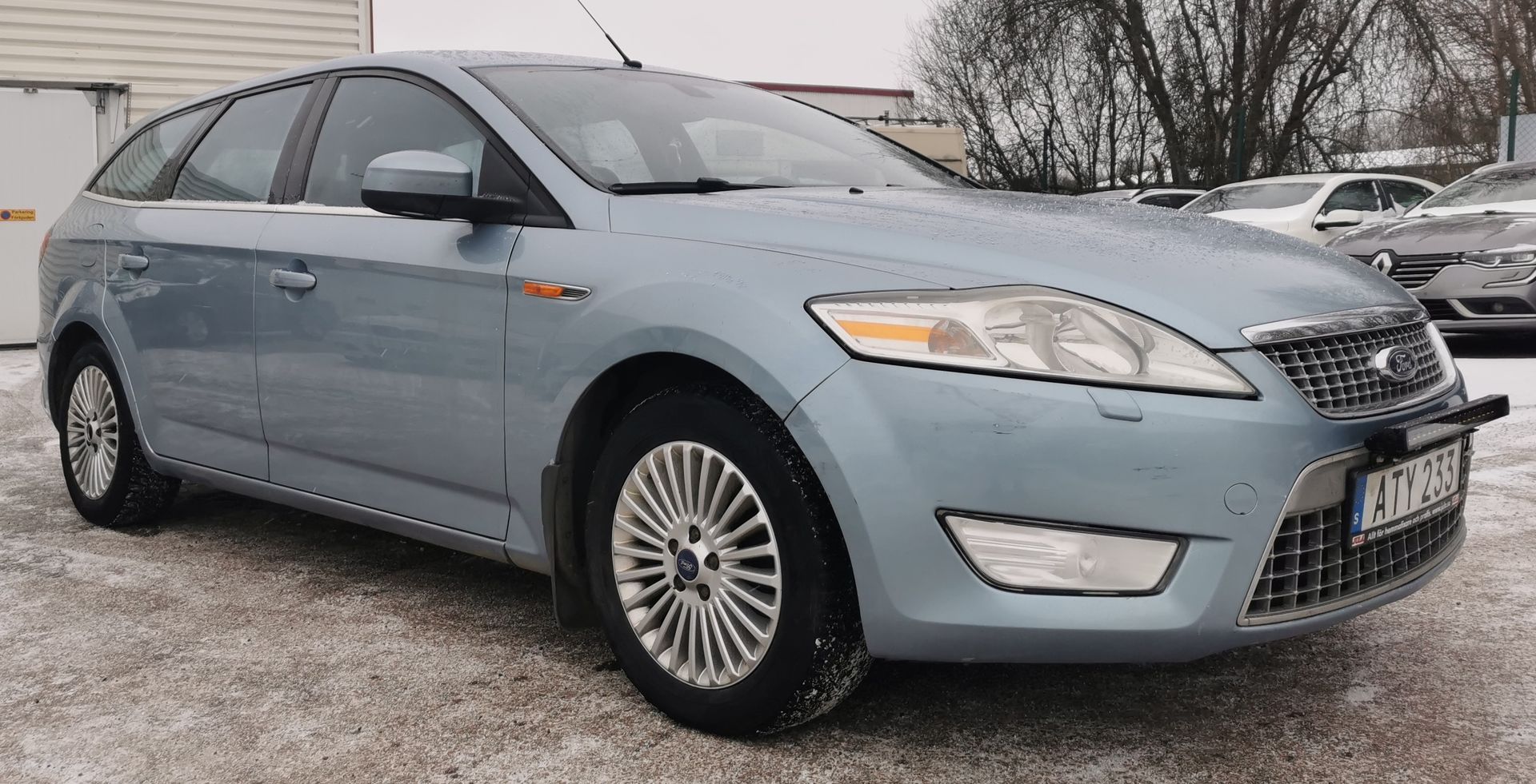 Ford Mondeo Kombi 2.0 TDCi 2008, bild 2/8