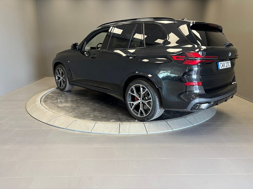 Bild 3 av BMW X5 xDrive30d xDrive 30d M Sport Pro Innovation Dragkrok Comfort