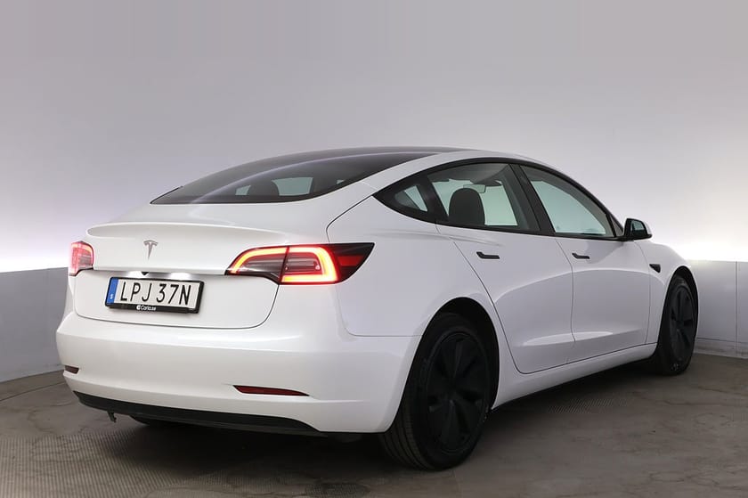 Bild 5 av Tesla Model 3 Standard Range Refresh Autopilot Panorama