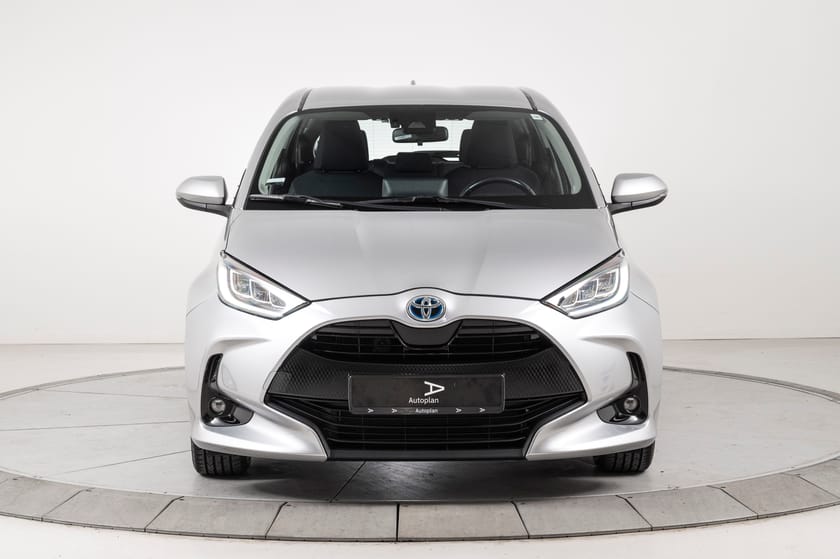Bilde 4 av Toyota Yaris Hybrid ACC/Kamera/DAB/BT