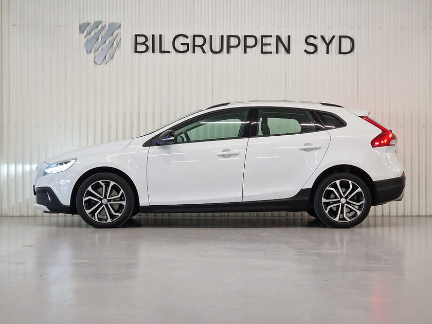 Bild 1 av Volvo V40 Cross Country T3 Geartronic Business Advanced|Dragkrok|