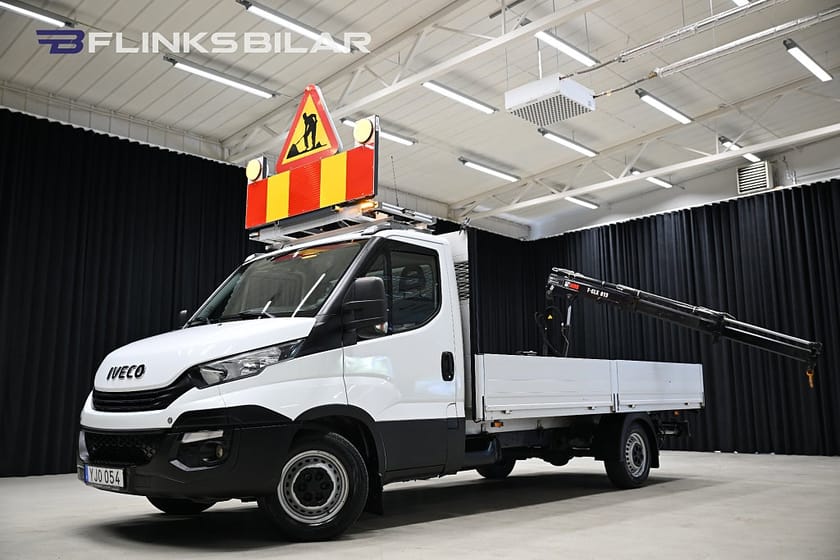 Bild 1 av Iveco Daily 35-160 Chassi Cab 156HK L4 Automat|Långflak|Kranbil|3.5ton-dragvikt|Moms