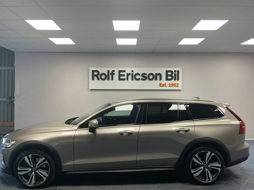 Bild 2 av Volvo V60 Cross Country T5 AWD Advanced Edt