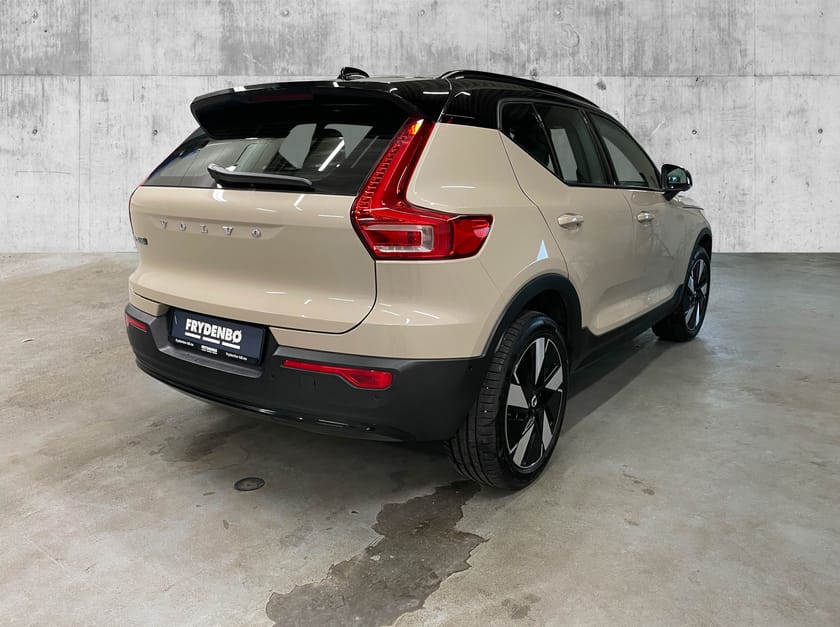 Bilde 3 av Volvo EX40 Twin Motor Ultra KROK|PANO|19"|PIXEL|360|H&K|TONEDE