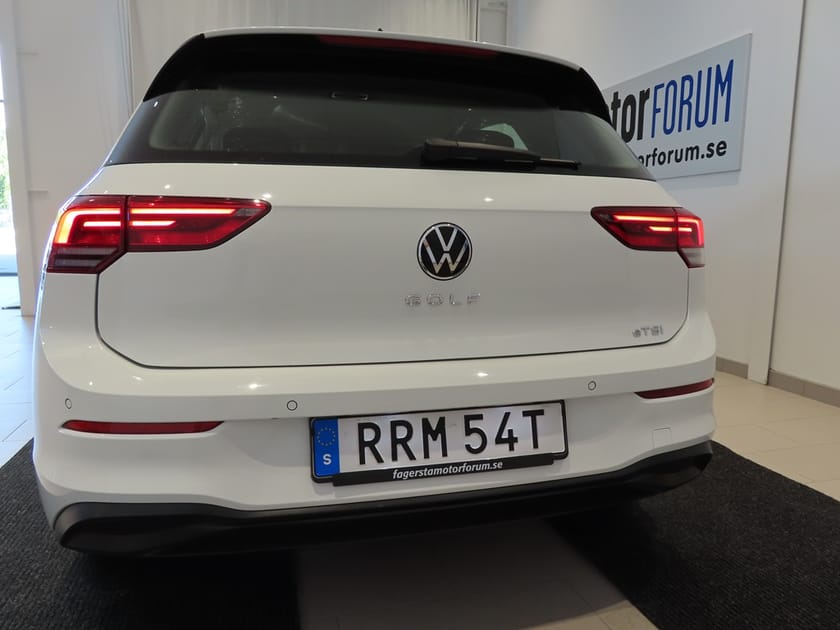Bild 5 av Volkswagen Golf 1,5 eTSI 150 HK Aut Drag Värmare Vhjul