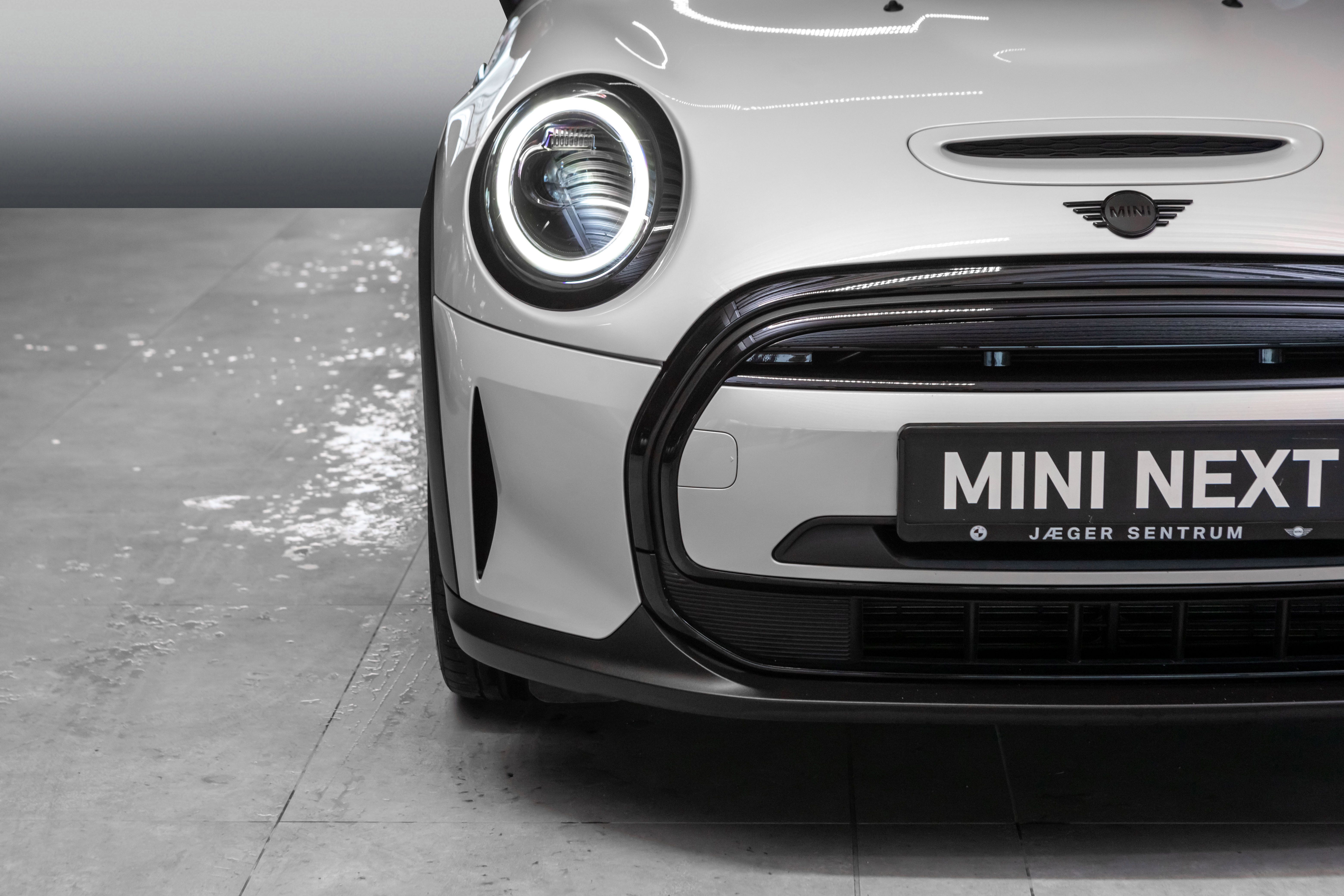 MINI Cooper SE, 184hp, 2023
