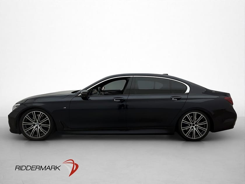 Bild 4 av BMW 750Ld xDrive 750 Ld M Sport Sky Lounge Laser H/K HUD Massage