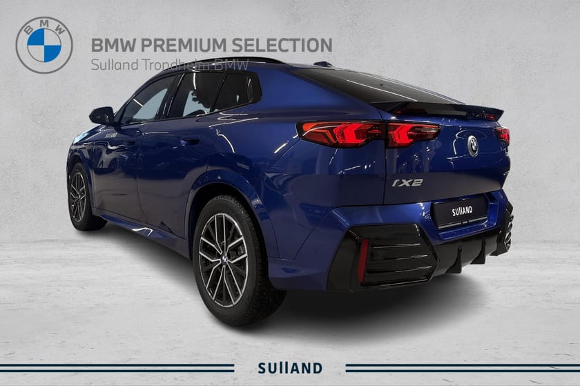 Bilde 3 av BMW iX2 xDrive30 er en 100 % elektrisk coupé-SUV/ wltp 449km