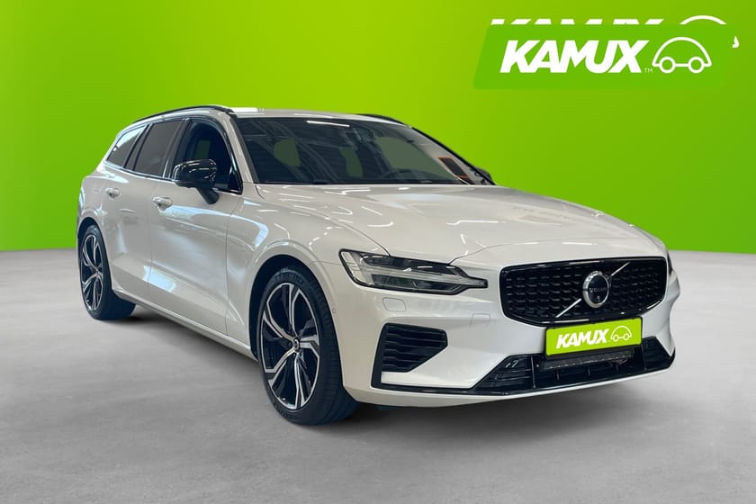 Bild 1 av Volvo V60 T6 Plug-In Hybrid AWD Plus Dark Drag H/K Moms