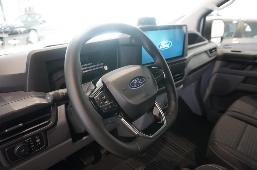 Bild 2 av Ford Transit Custom 320 Skåp Trend 320l 2.0l Ecoblue 170hk 8-Växlad Automat AWD Diesel