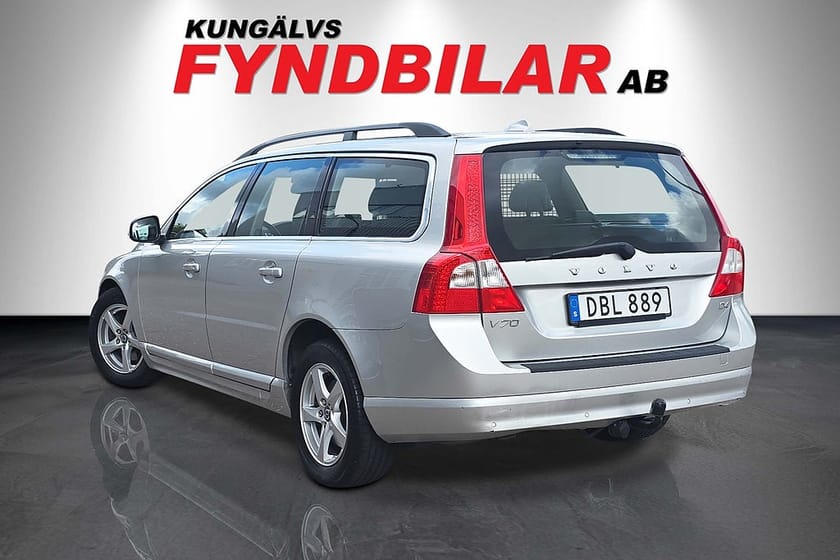 Bild 2 av Volvo V70 D4 Manuell, Momentum Skinn Drag