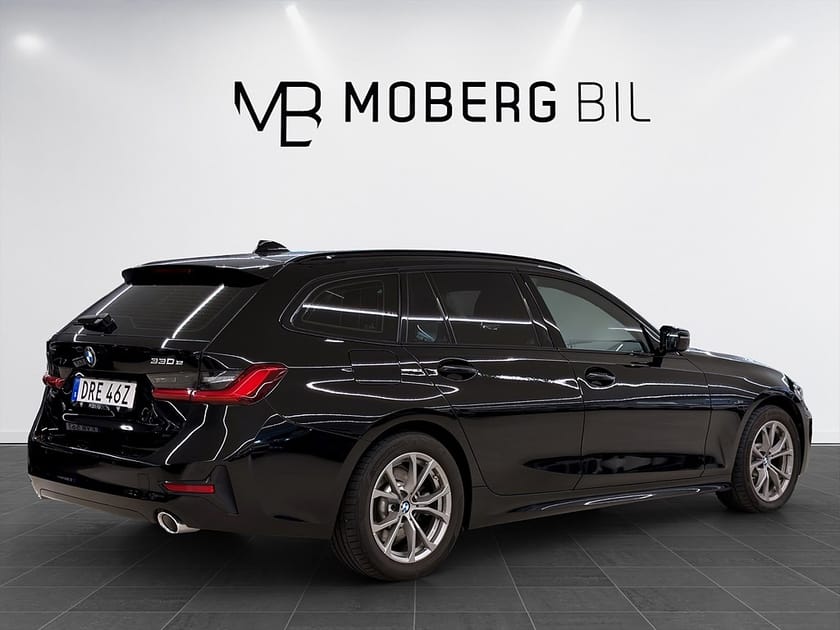 Bild 5 av BMW 330e xDrive Touring 292hk Sportline Navi HUD PDC Värmare