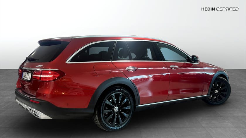 Bild 2 av Mercedes-Benz E 220 d 4MATIC All-Terrain 9G-Tronic Avantgarde