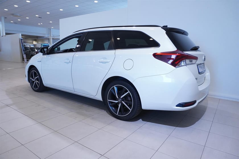 Bild 5 av Toyota Auris Touring Sports Hybrid E-Cvt, 136hk, Backkamera, Bluetooth