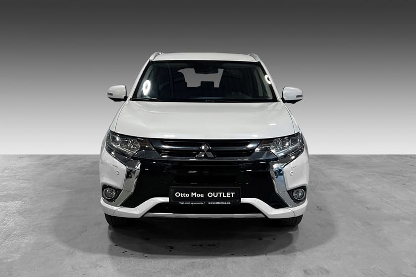 Bilde 4 av Mitsubishi Outlander PHEV INSTYLE+ | KROK |  360° | RATTVARME | NAVI