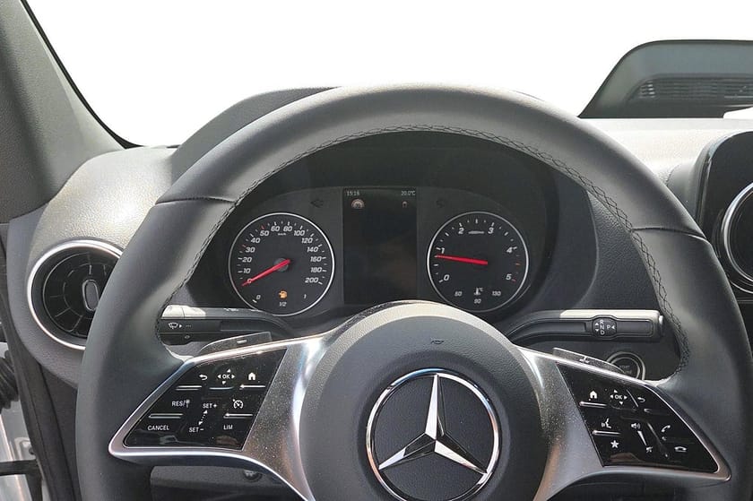 Bild 5 av Mercedes-Benz Sprinter 317 CDI RWD Chassi 9G-Tronic Volymskåp/Öppningsbarsida