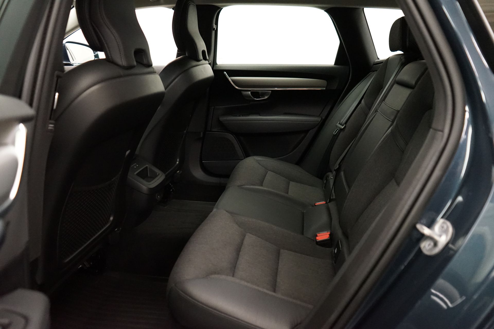 Volvo V90 B4 Core 2024, bild 7/10