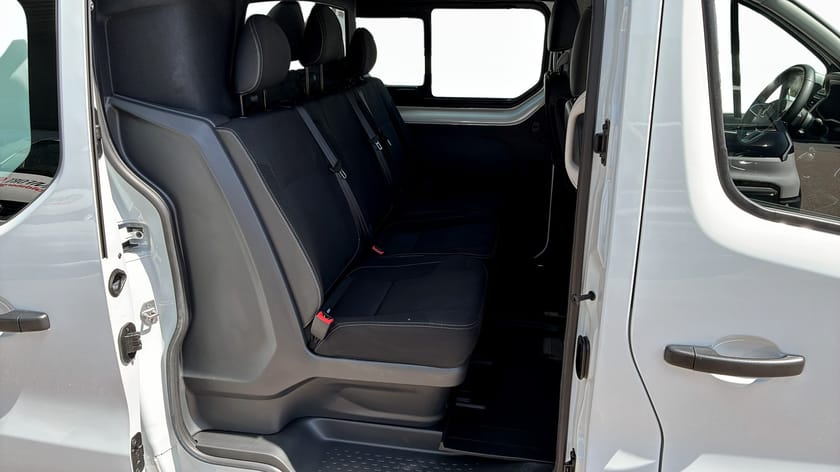 Bild 5 av Renault Trafic Skåpbil L2H1 DUBBELHYTT 2.0 DCI 170 AUT NORDIC LINE