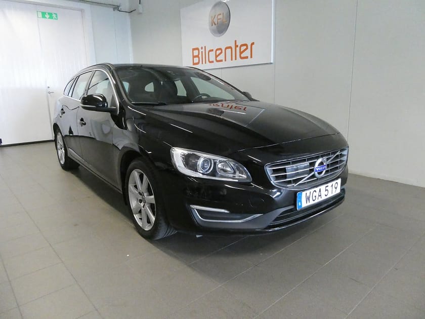 Bild 3 av Volvo V60 D4 AWD Classic Aut-Drag-Värmare-Rattvärme*NYSERVAD*-SoV