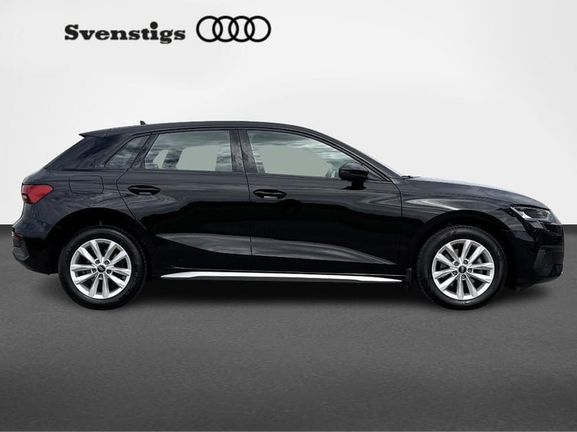 Bild 3 av Audi A3 Sportback 35 TFSI PROLINE 150 HK 6-VÄXLAD