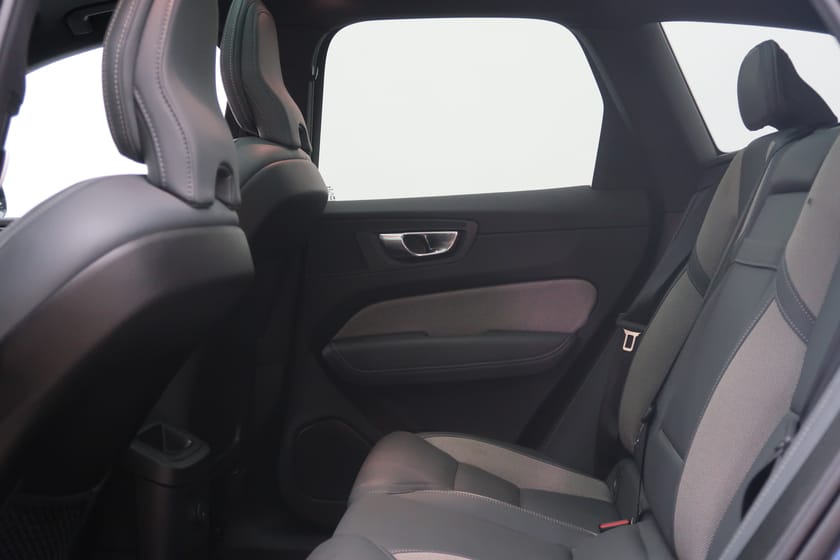 Bild 5 av Volvo XC60 T8 AWD Recharge R-Design T/Pano/360K