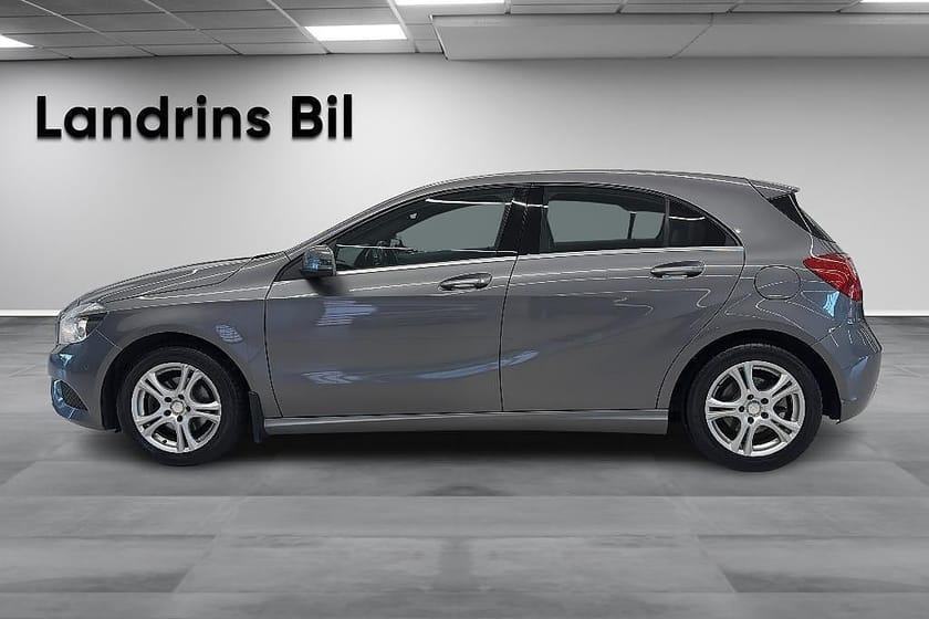 Bild 4 av Mercedes-Benz A 180 CDI 7G-DCT Urban Euro 5