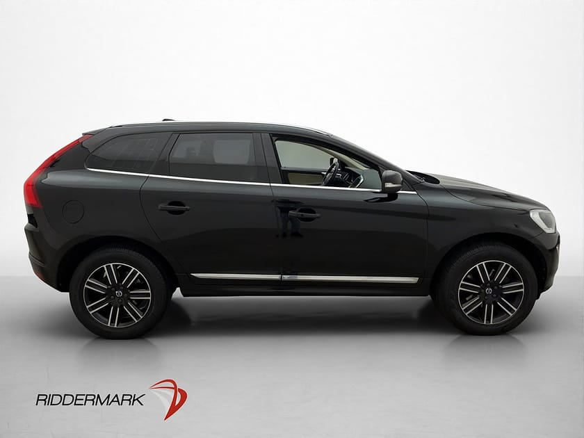 Bild 4 av Volvo XC60 D4 AWD 190hk Classic Summum Drag Skinn Värm BLIS