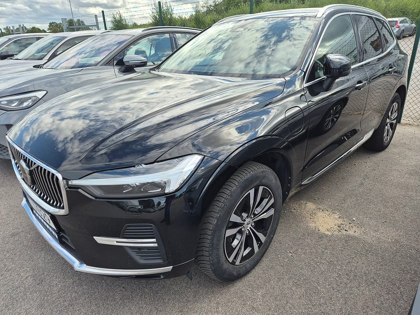 Bild 4 av Volvo XC60 T6 Recharge Core Bright plug in AWD 350HK 4x4 Panorama