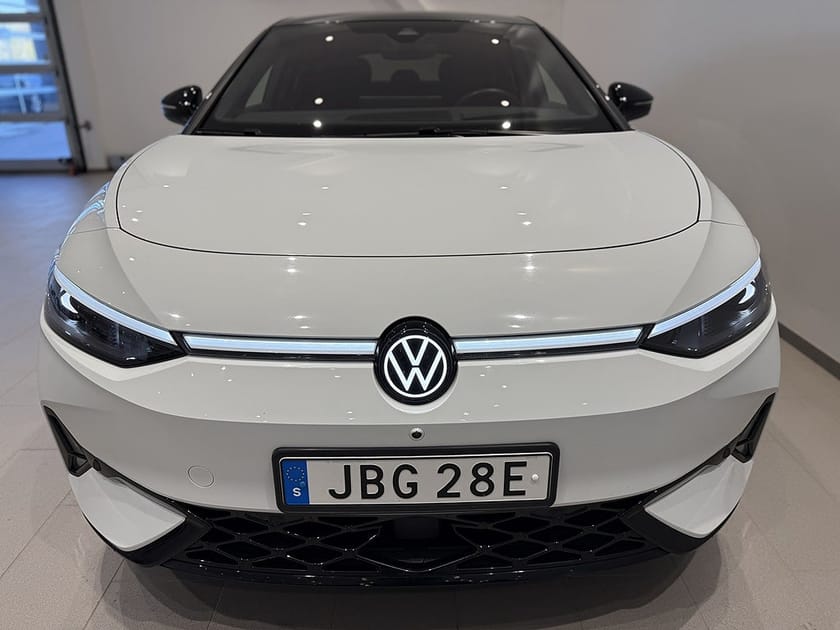 Bild 3 av Volkswagen ID.7 GTX 86 KWH Drag Interiör+ Exteriör+