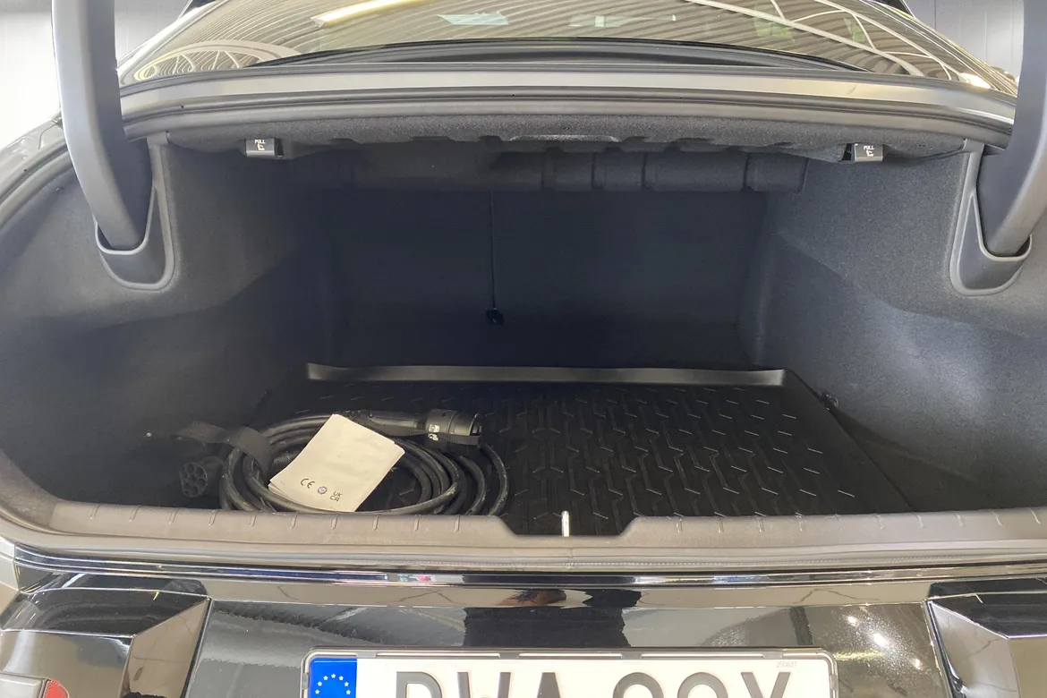 picture of a car