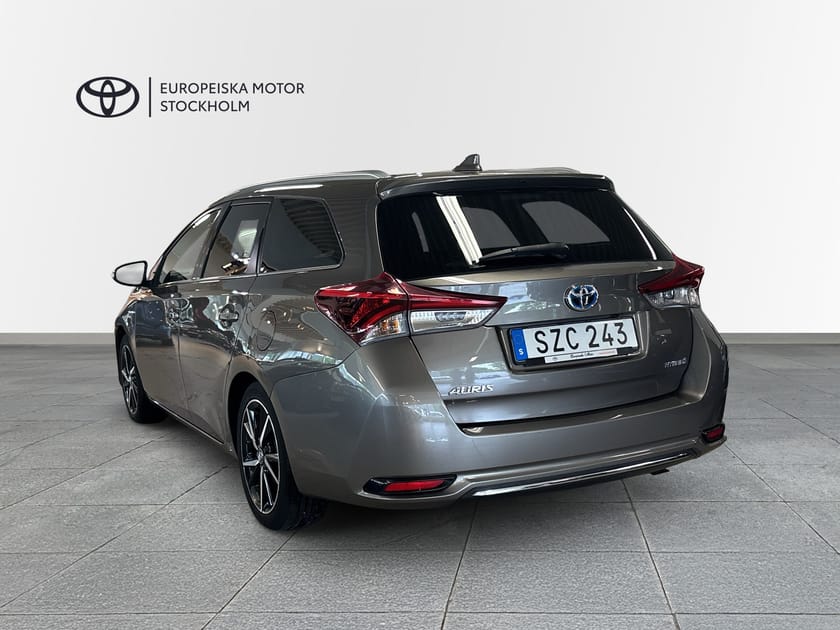 Bild 3 av Toyota Auris Touring Sports Hybrid 1.8 SPORT TOUCH & GO EDITION - V-HJUL
