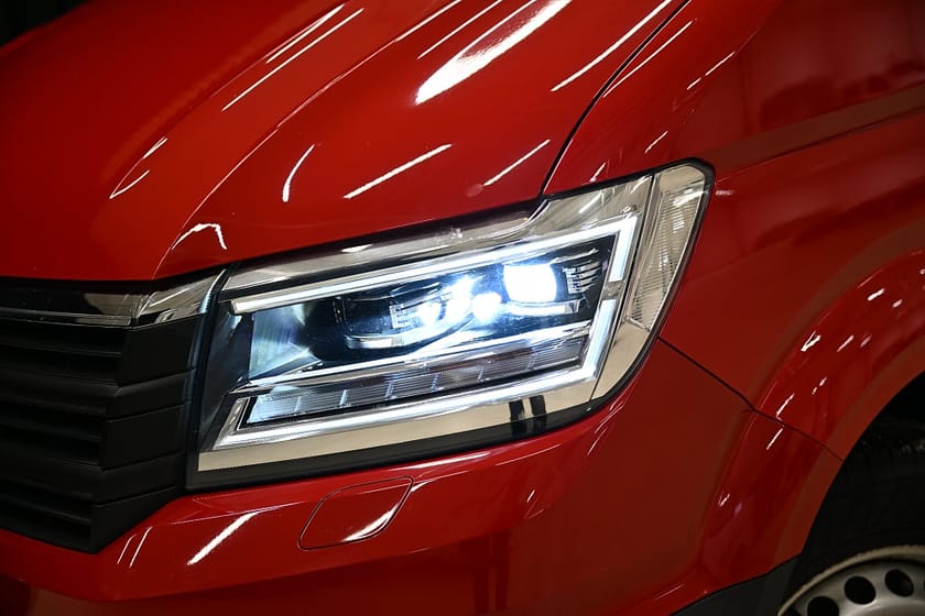 Bild 5 av Volkswagen Crafter Chassi 4Motion 177HK Volymskåp|Bakgavellyft|ÖppningsbarSida