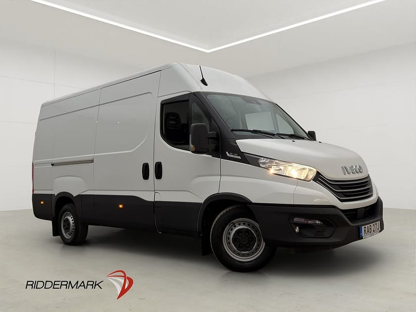 Bild 3 av Iveco Daily 35-140 Van L3H2 136hk Värmare A/C 3-Sits Farthållare MOMS