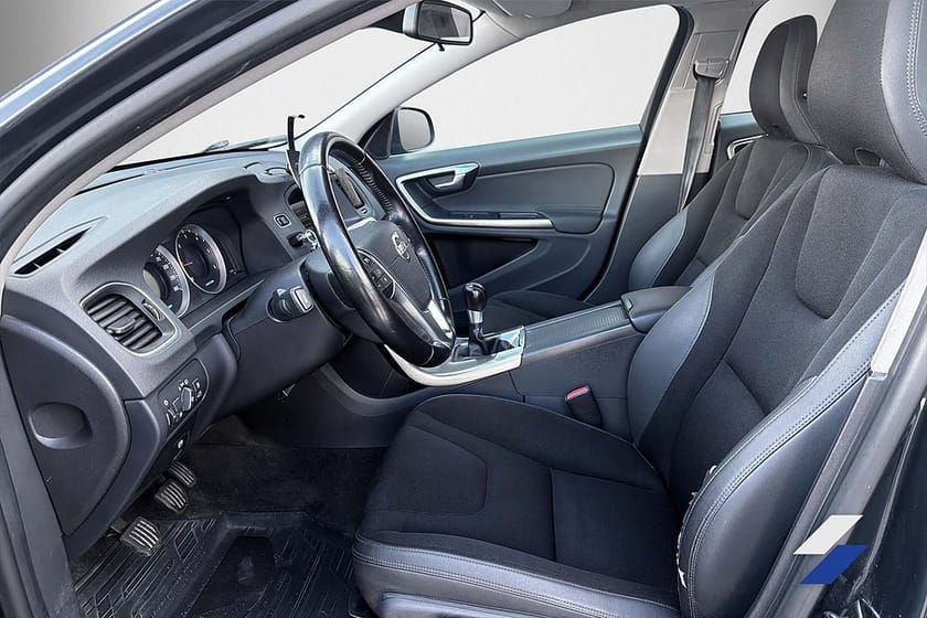 Bild 5 av Volvo V60 DRIVe Momentum Värmare SoV-däck