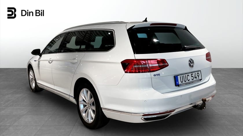 Bild 3 av Volkswagen Passat Variant GTE SC Drag/Kamera/Carplay 218Hk